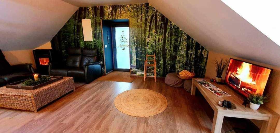 La Maison Du Sabotier Custinne 外观 照片